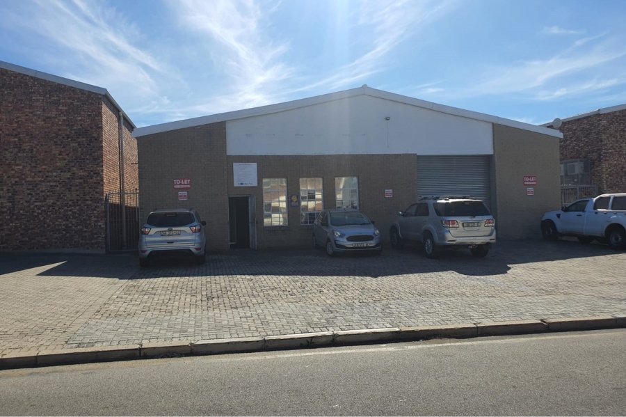 To Let commercial Property for Rent in Sidwell Eastern Cape